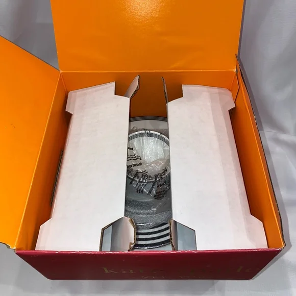 (3 Place Settings) Kate Spade New York Parker Place 5 Piece China Place Serving - Picture 15 of 16